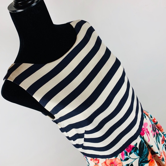 Mixed Print Popover Fit & Flare Dress w/ Pockets - Picture 2 of 8